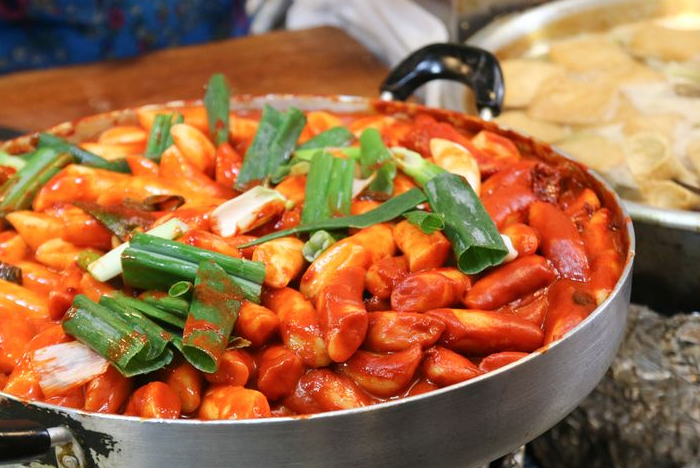 Mengenal Street Food Korea: Dari Tteokbokki sampai Odeng